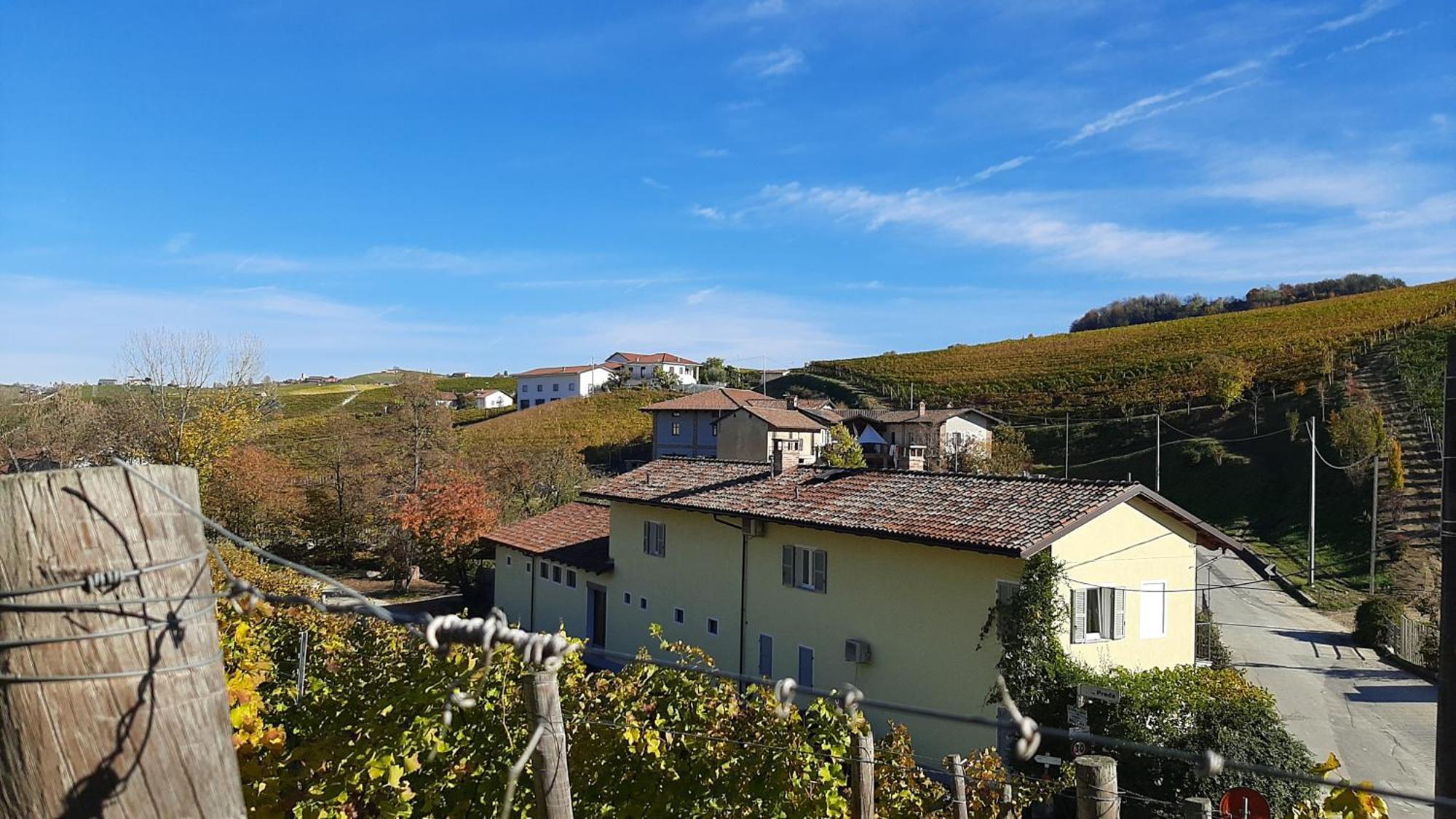 Ciabot Delle Aie - Barolo Apartment Екстериор снимка
